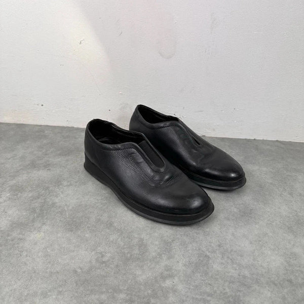 Hogan slip on loafers