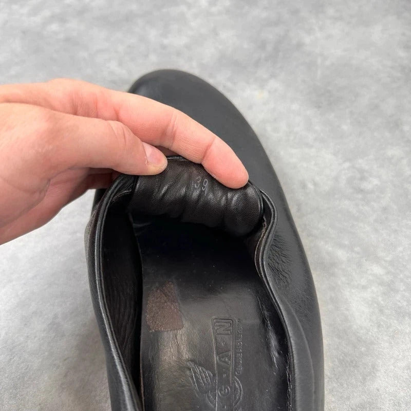 Hogan slip on loafers
