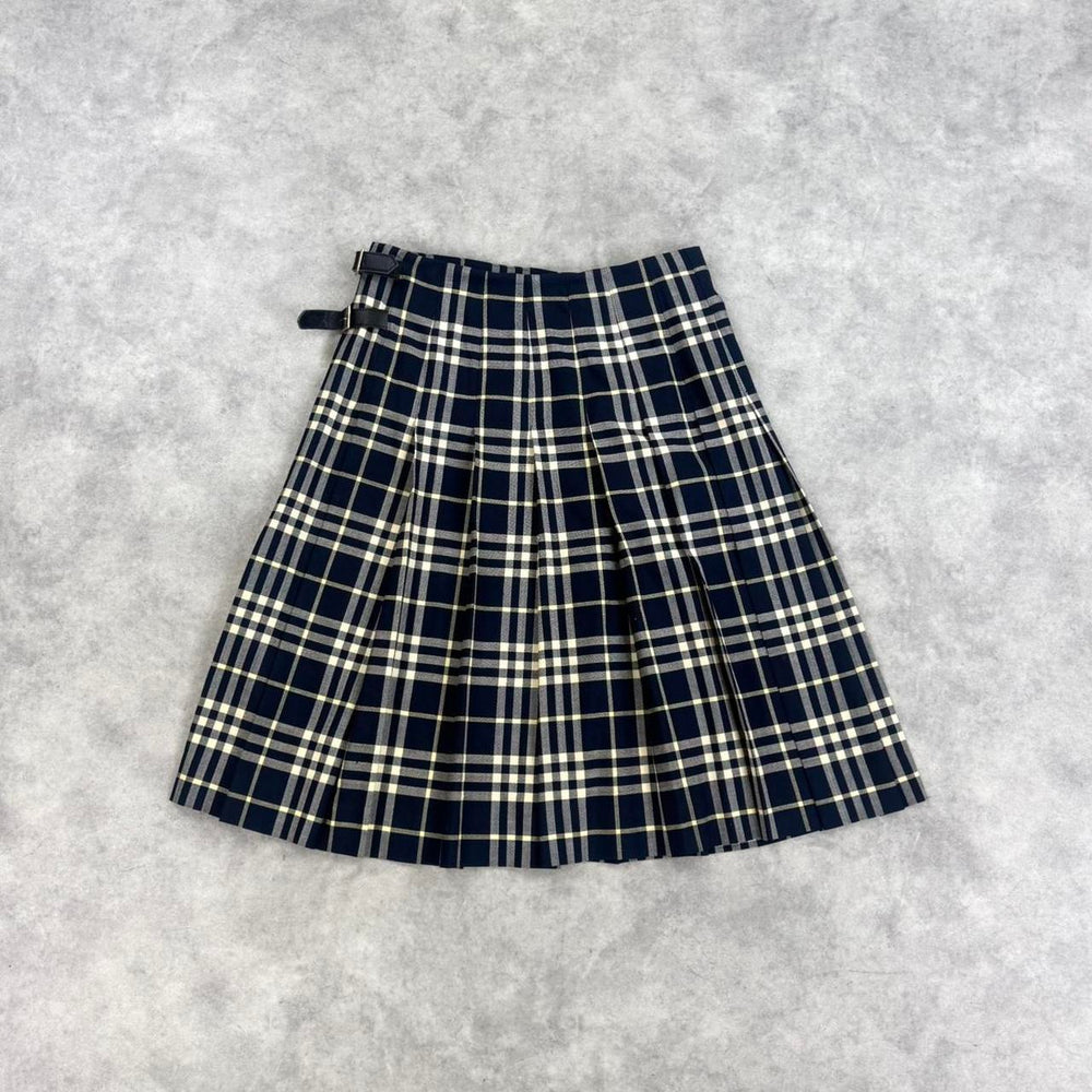 Burberry skirt