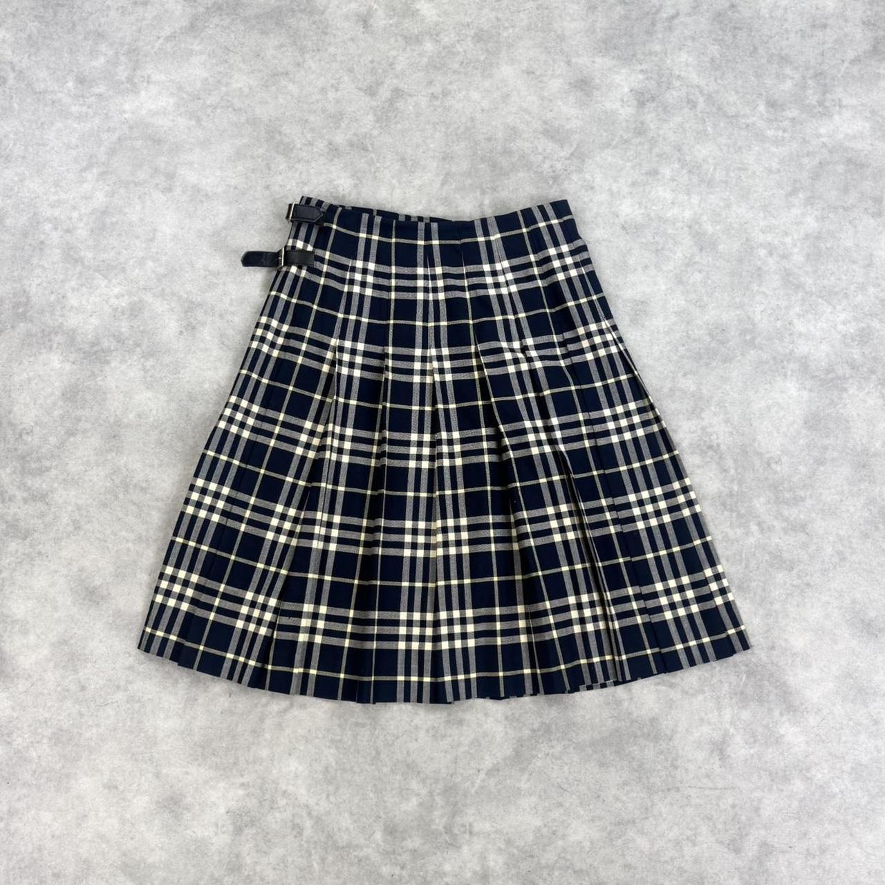 Burberry skirt
