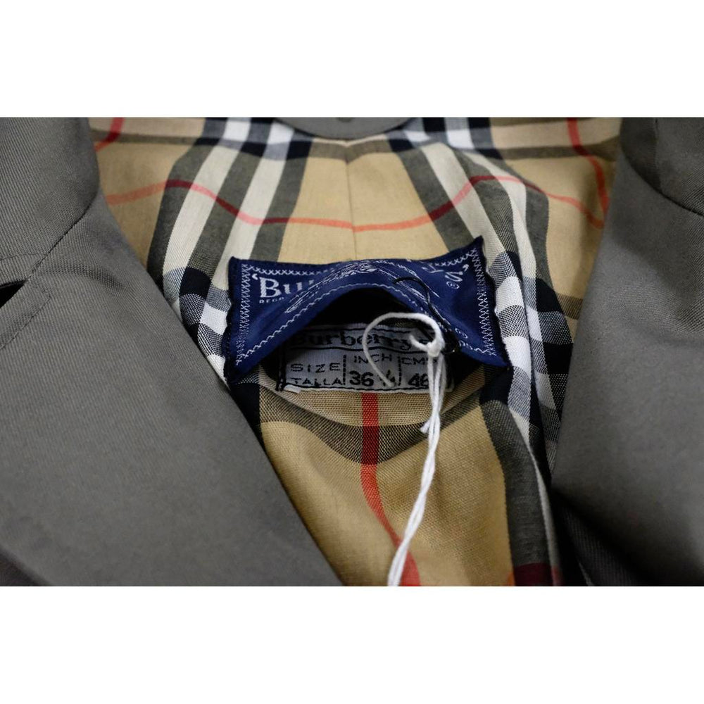 Burberry 90s Grey Trenchcoat