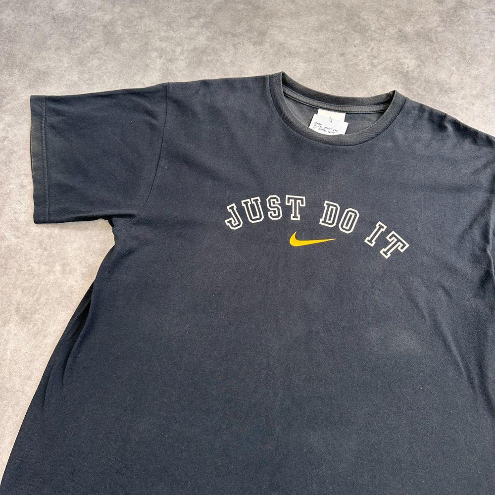 Nike T-shirt