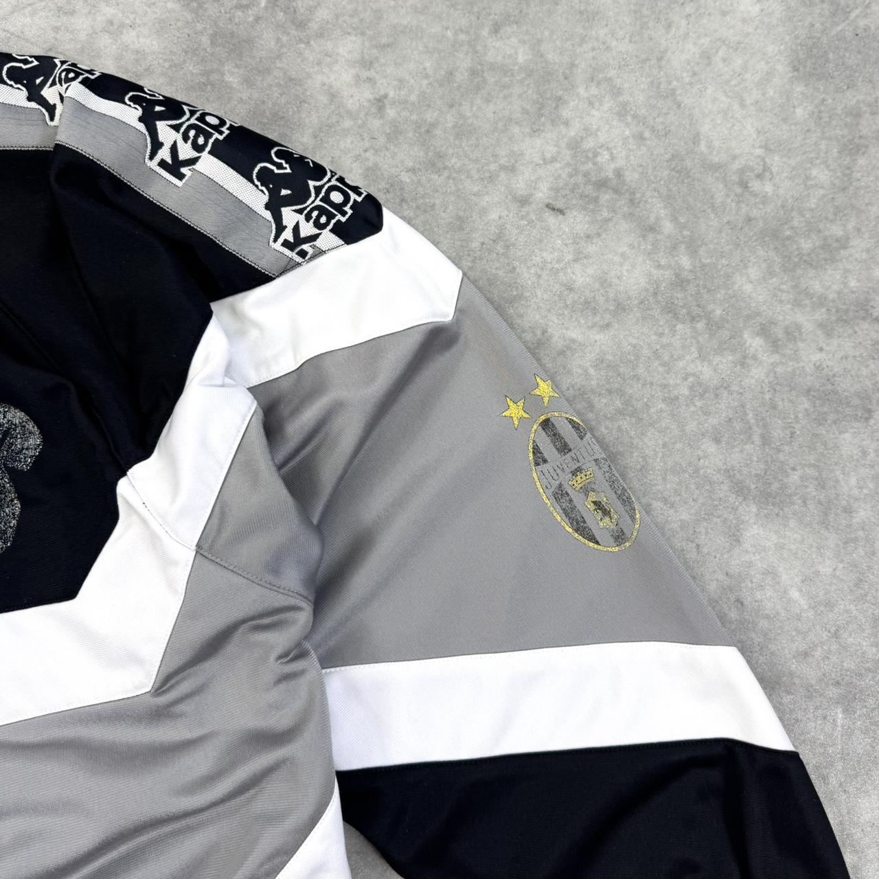 Vintage Kappa Juventus jacket