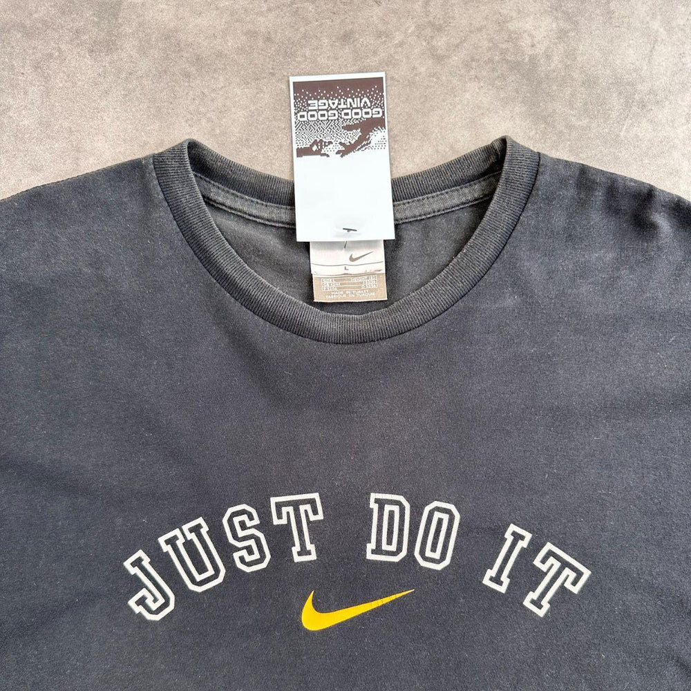 Nike T-shirt
