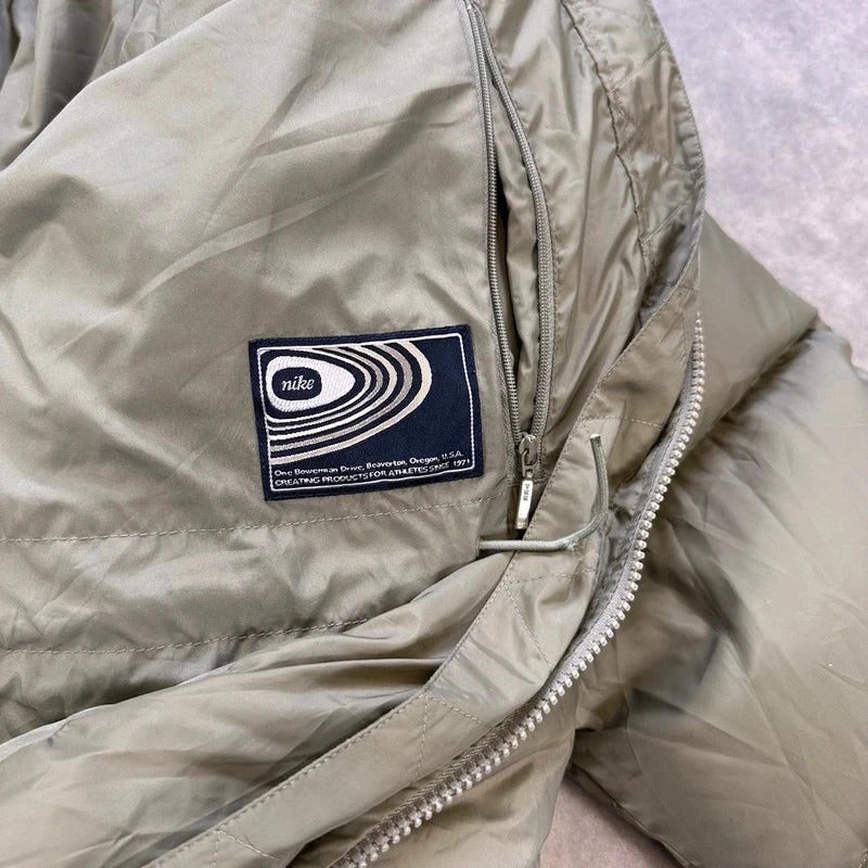 2000s Nike puffer jacket
