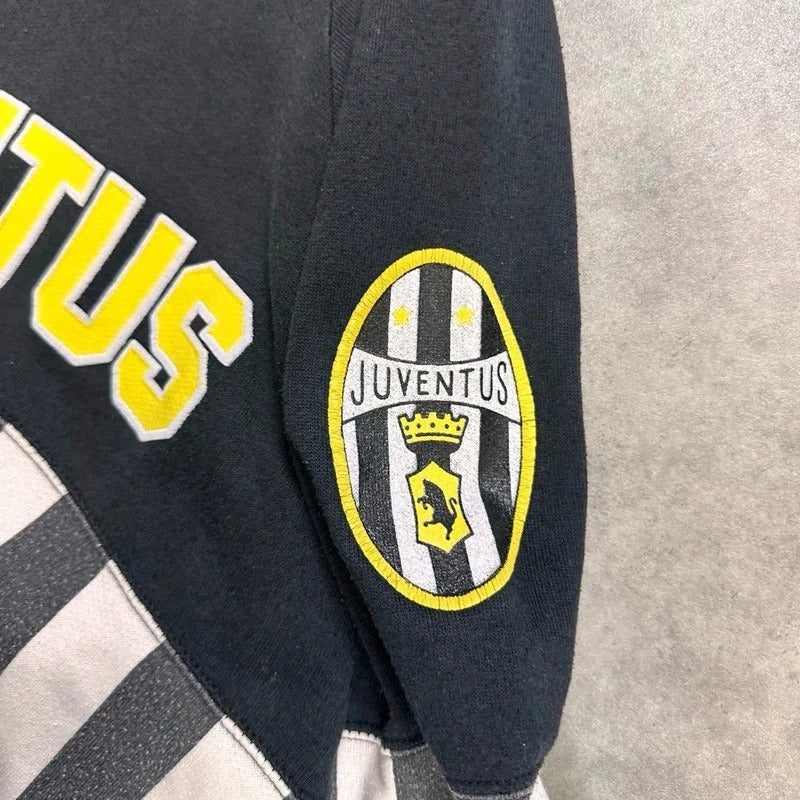 Vintage Juventus spell out jumper