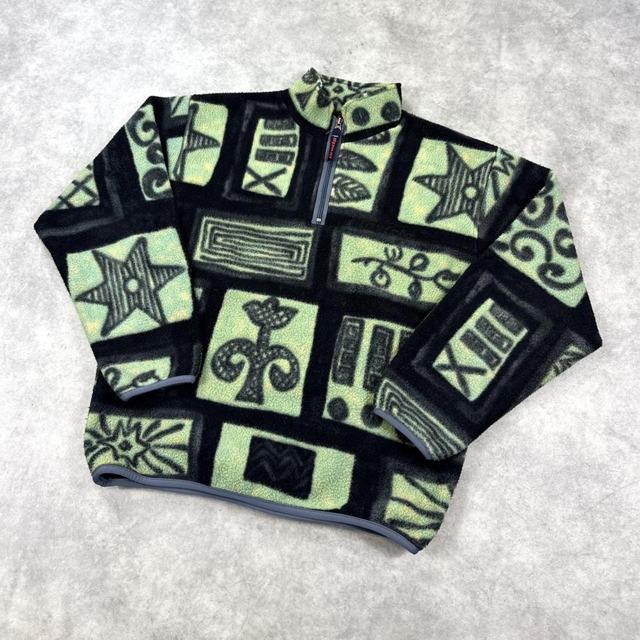 Invicta print fleece