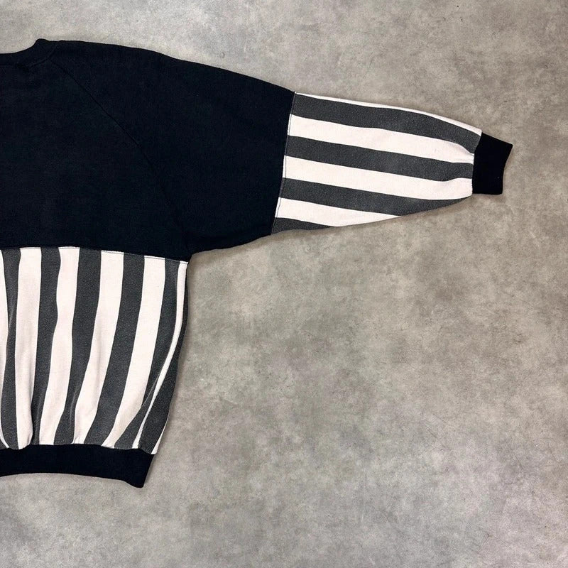 Vintage Juventus spell out jumper