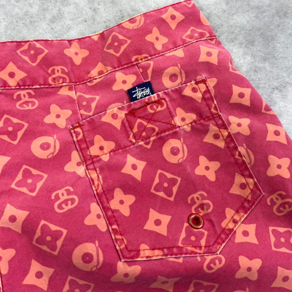 Vintage Stussy print shorts