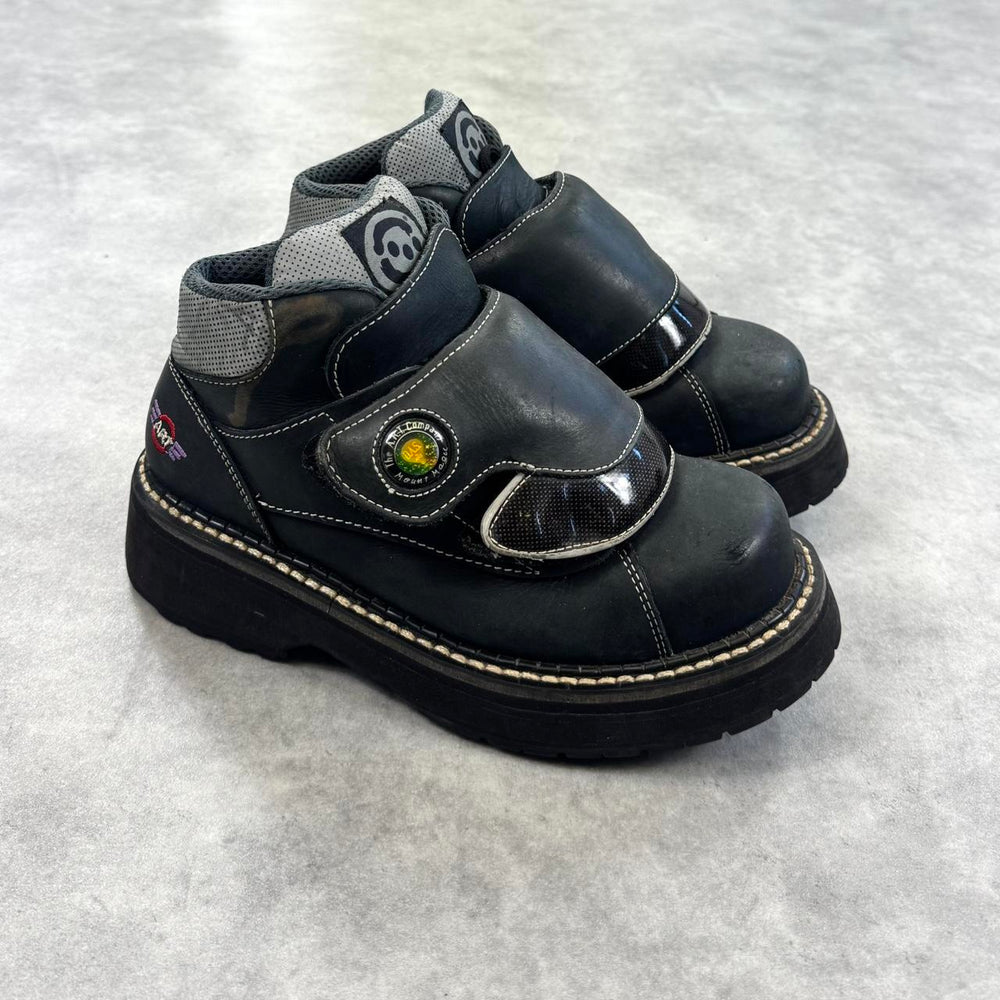 Vintage Art Company platform shoes