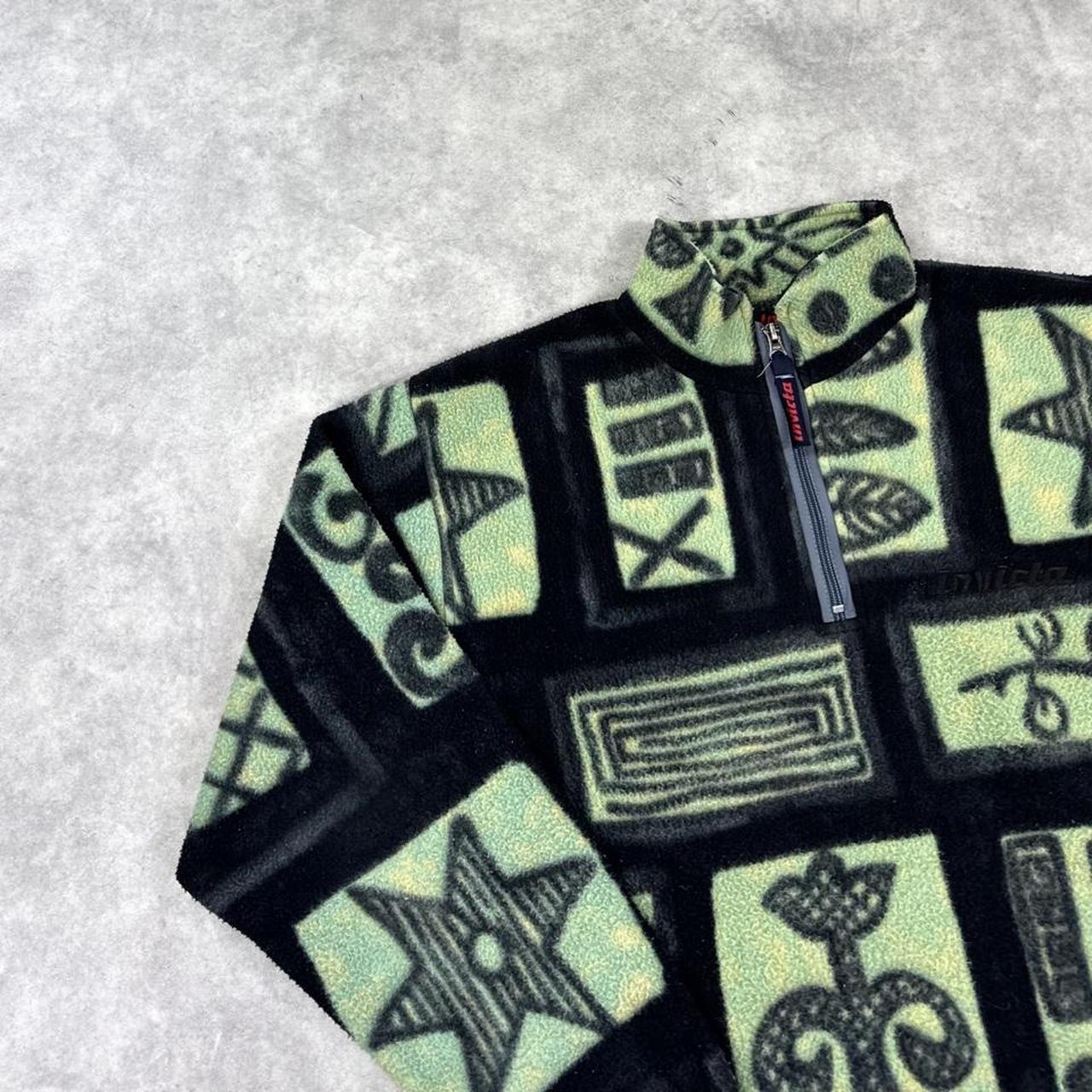 Invicta print fleece