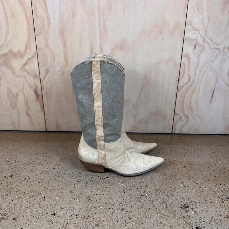 Canvas western boot