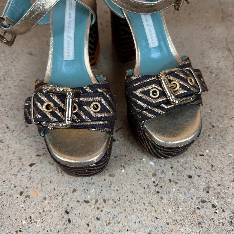 Vintage 70s inspired platform heels