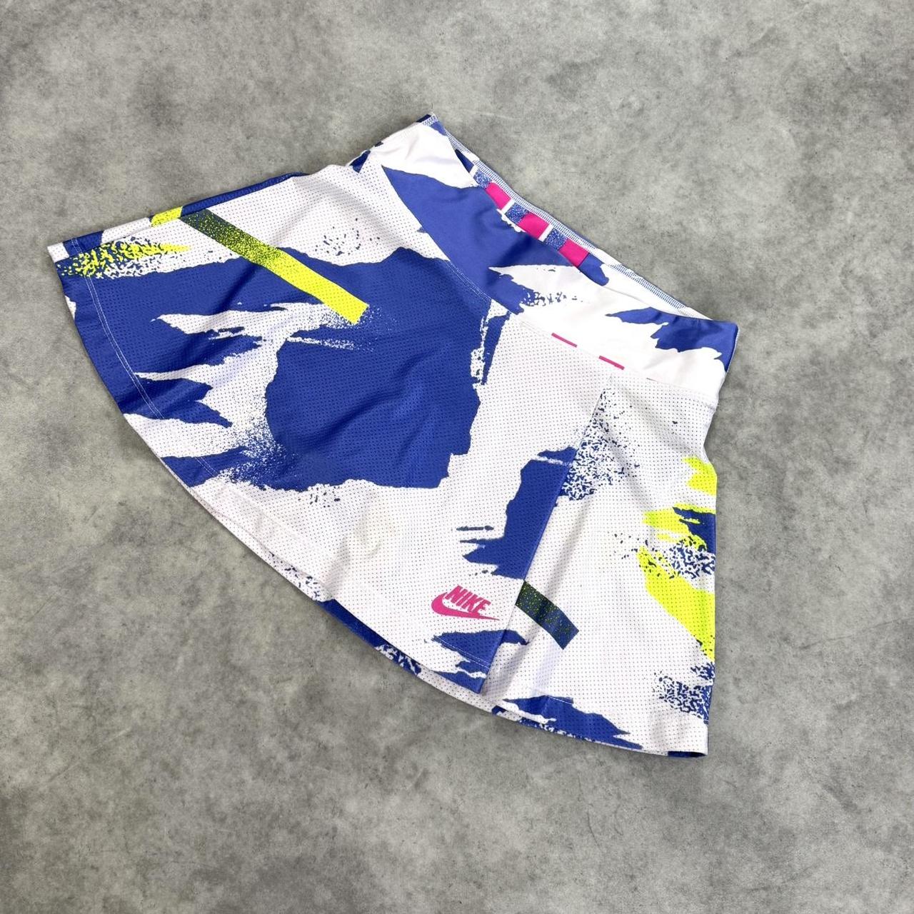 Nike Challenge Court print skirt