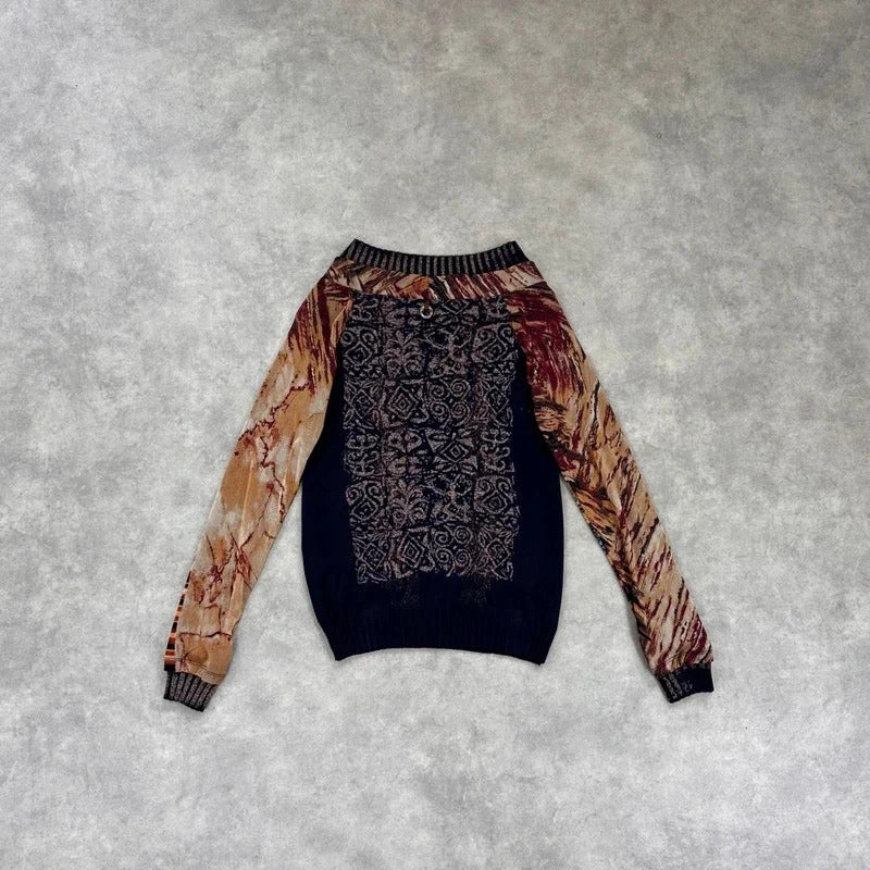 Save the Queen top