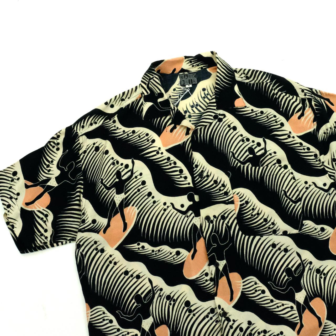 Vintage print shirt
