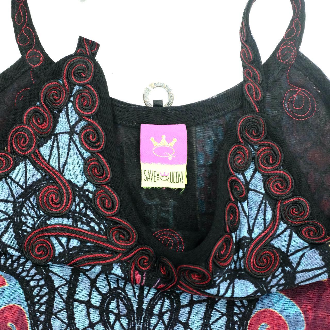 Save the queen top