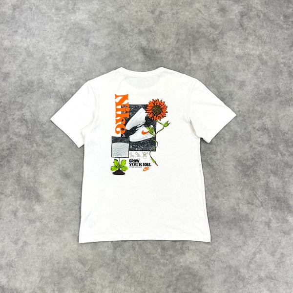 Nike t-shirt