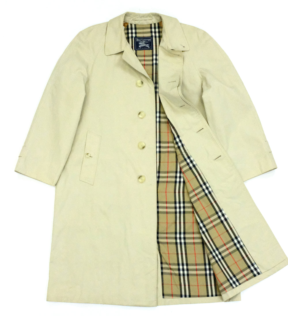 Vintage light cream Burberry trench coat