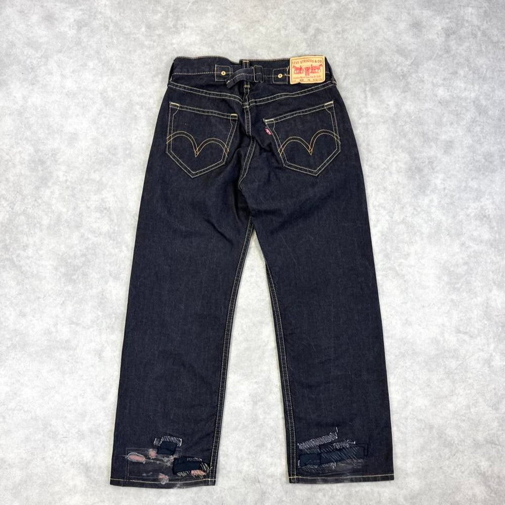 Levi’s 902 denim jeans