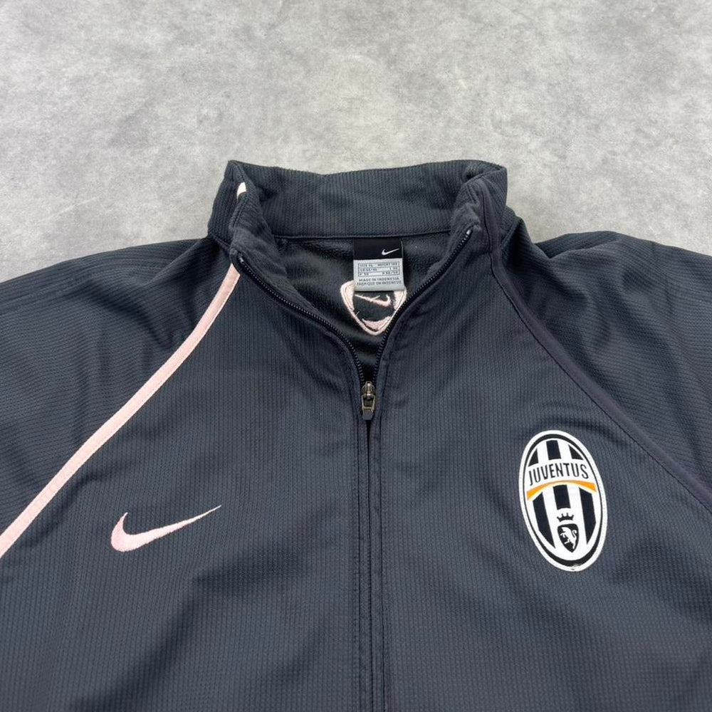 Vintage 2004-05 Nike Juventus FC training jacket
