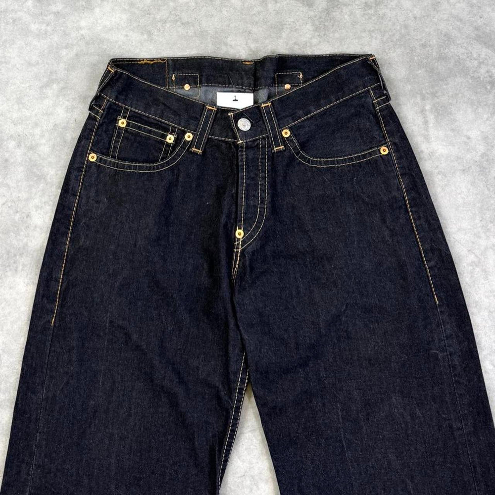 Levi’s 902 denim jeans