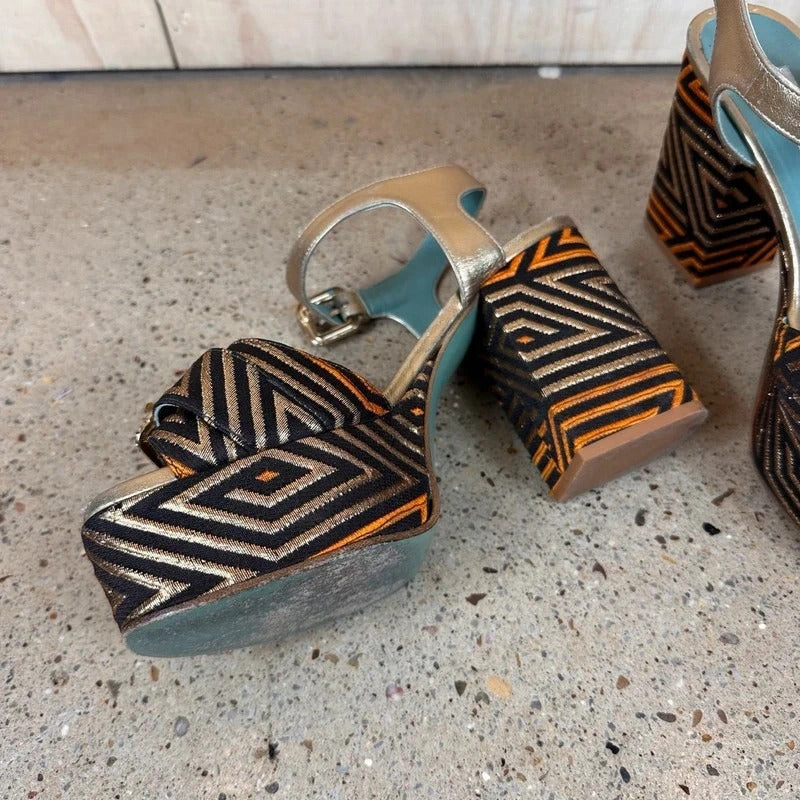 Vintage 70s inspired platform heels