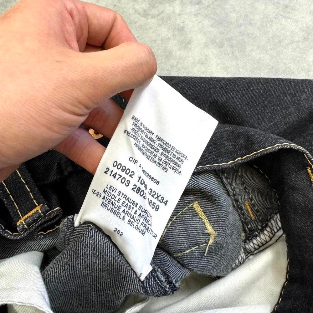 Levi’s 902 denim jeans