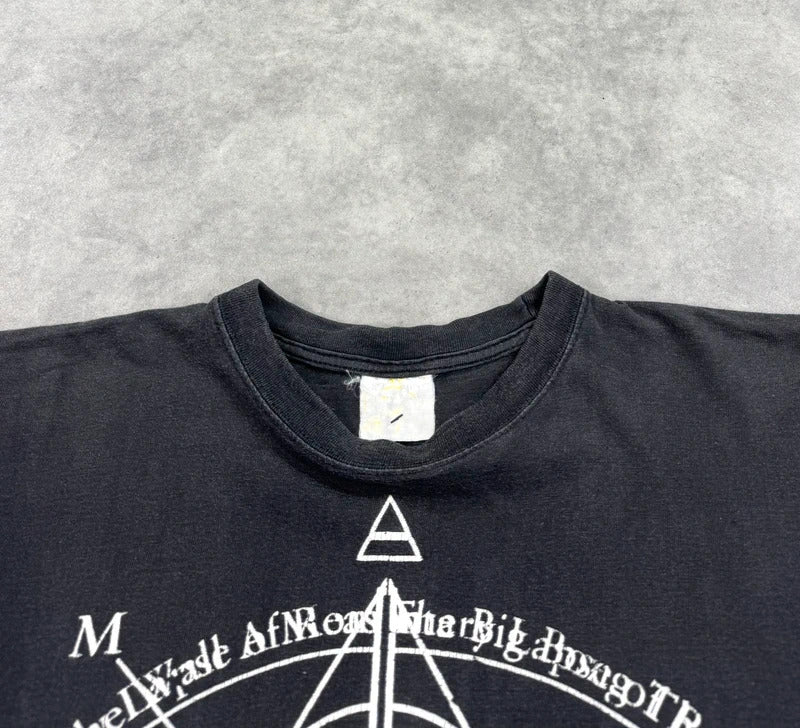 Vintage 1997 Pink Floyd print band t-shirt