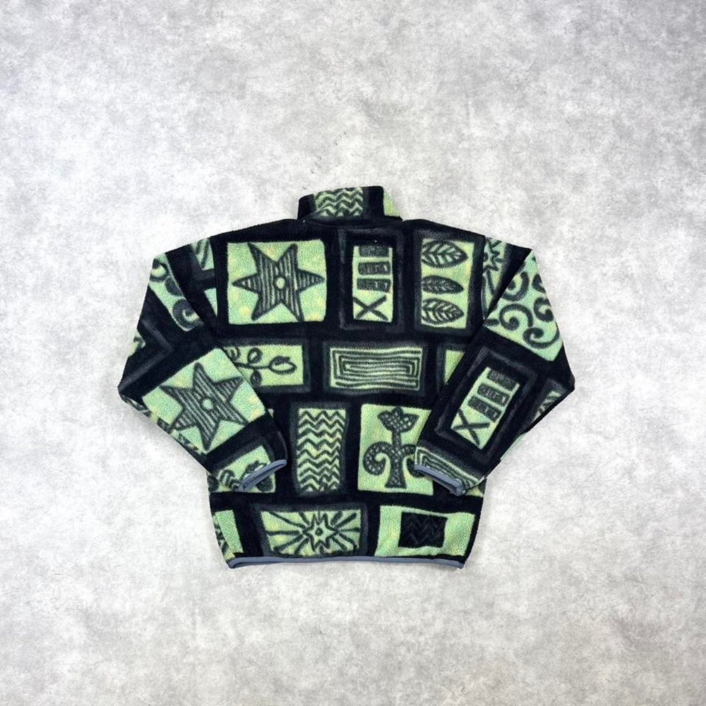 Invicta print fleece