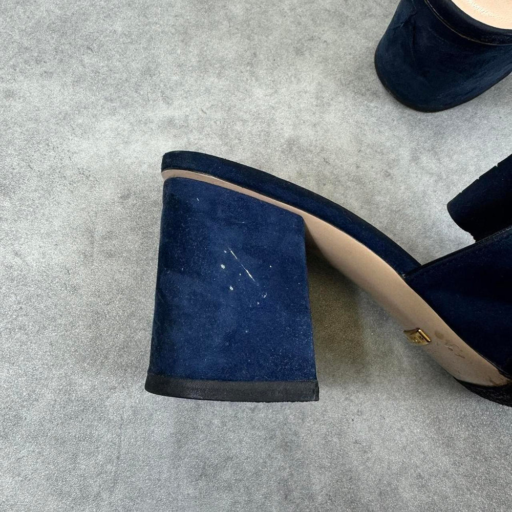 Vintage Gucci Marmont heels